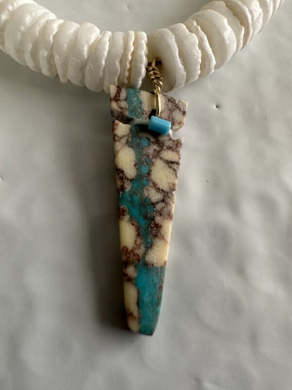 Necklace White With Turquoise Pendant - Image 2